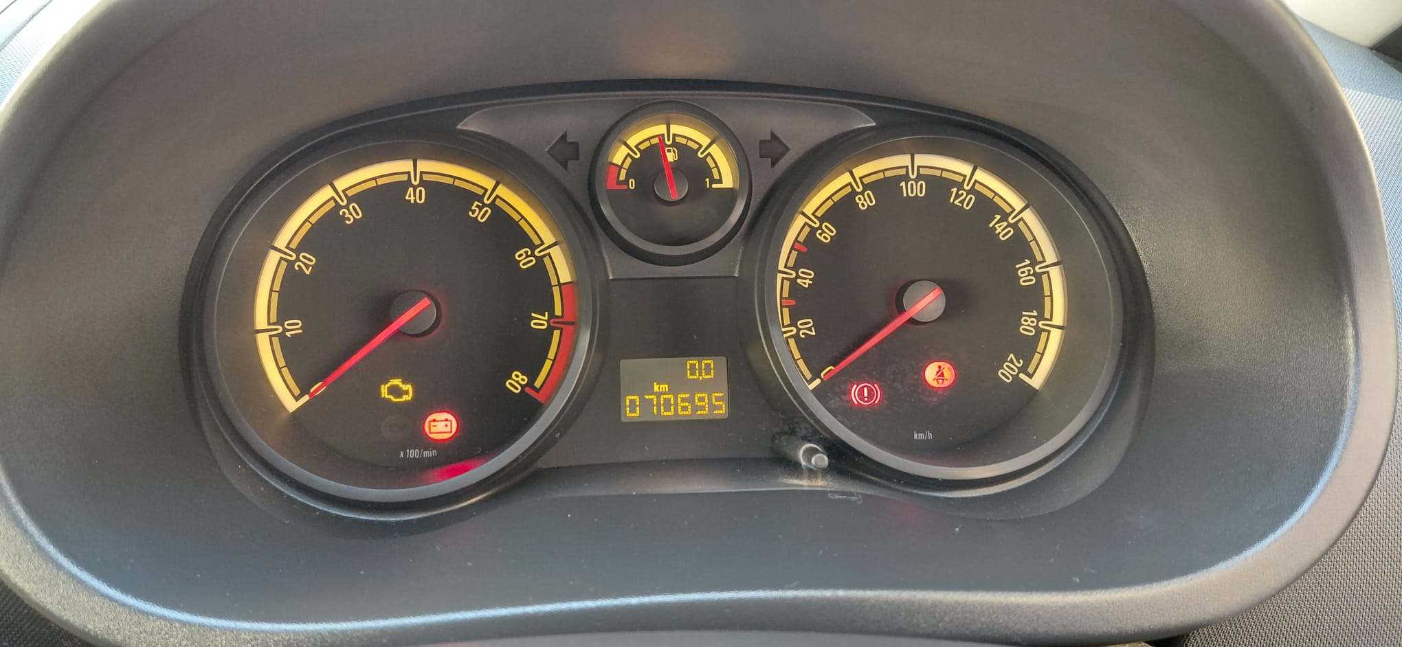 2011 Opel Corsa 1